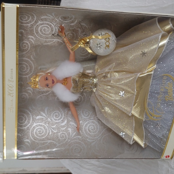 Barbie 2000 Special Edition Collectible Doll, NWT - Picture 2 of 12